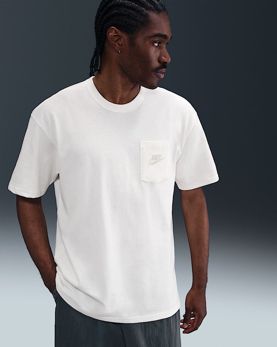 Nike Sportswear Premium Essentials Men's T-Shirt. Nike.com